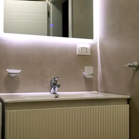 Stylish In Tirana, 3b