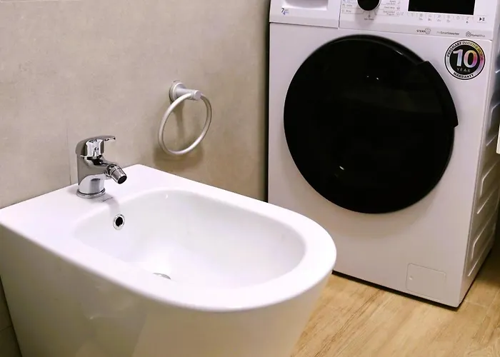 Stylish In Tirana, 3b * Tirana