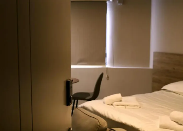 Stylish In Tirana, 3b 地拉那